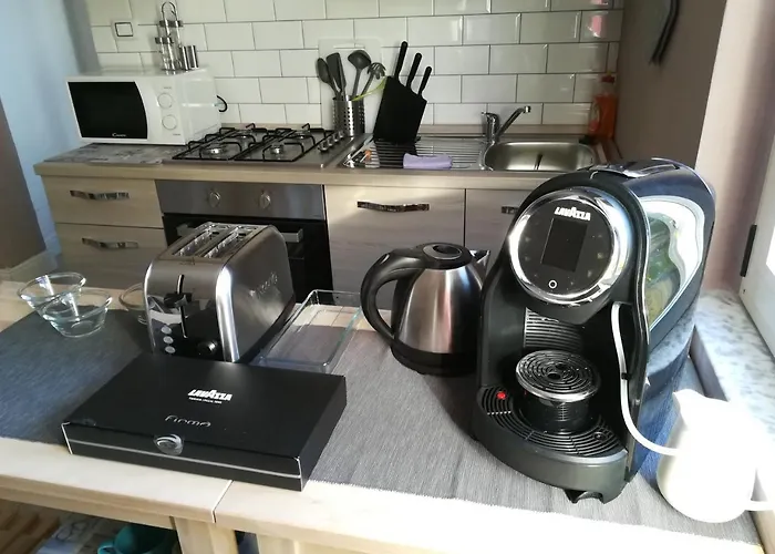 לינה וארוחת בוקר Bassa 3*