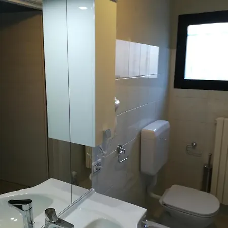 فندق مبيت وإفطار Bassa